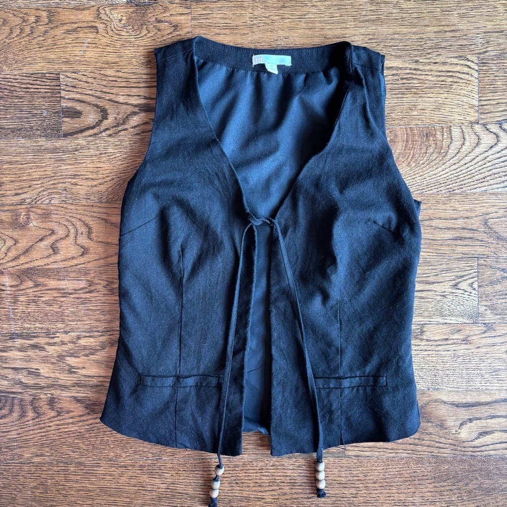 Gianni Bini Black Sleeveless Tie-Front Vest Boho Lightweight Layered Top